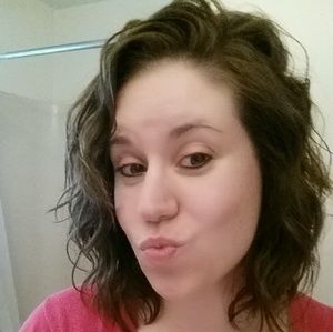 Meet your Posher, Tessa